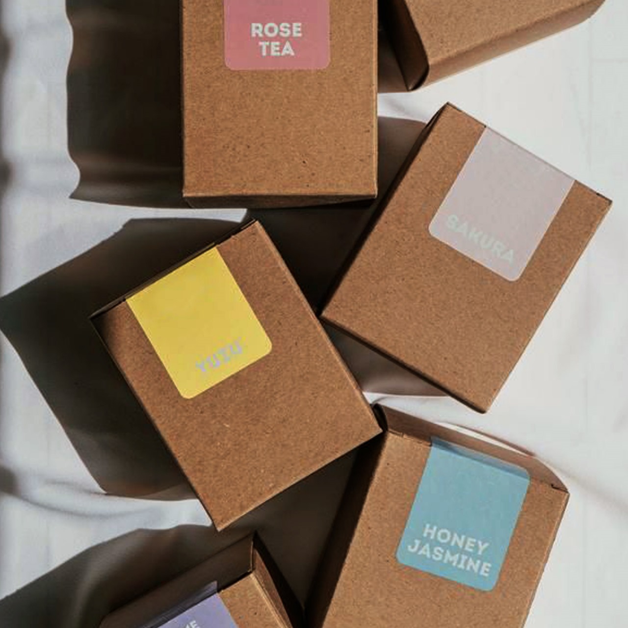 Luxury Scented Double-Wick Candle – Diamond Glass Jar - Image 5