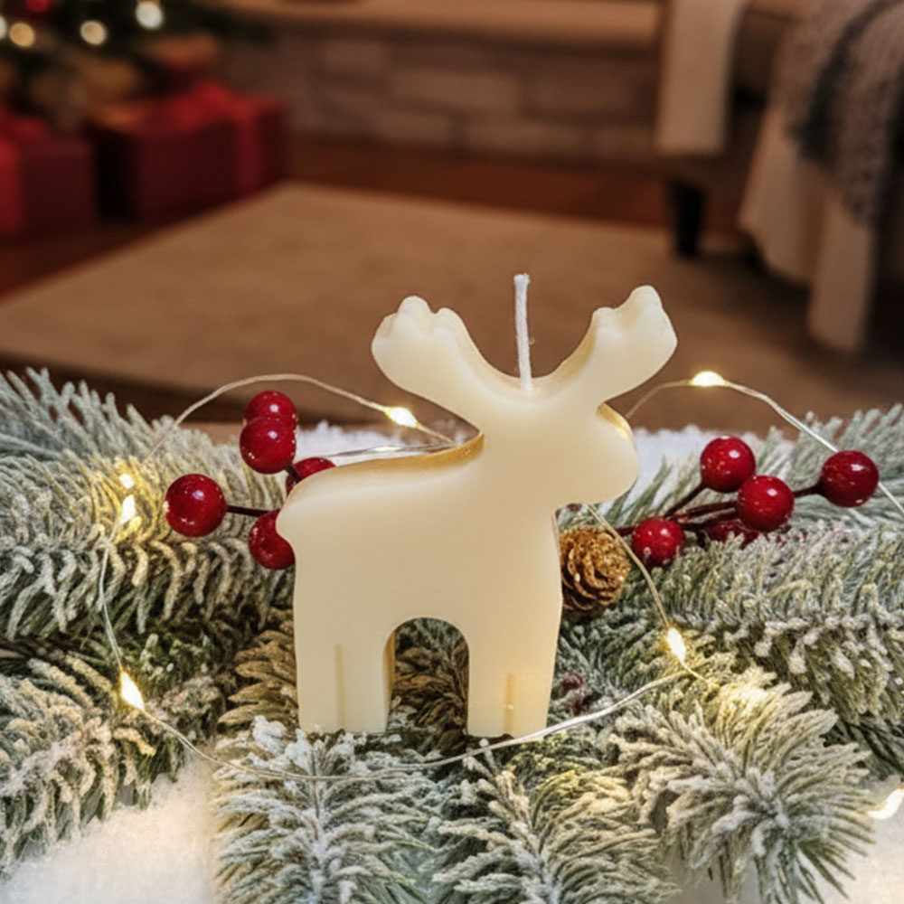 Beautiful Reindeer Vanilla Scented Candle